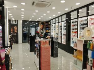 Гостивар (наспроти Импортане)